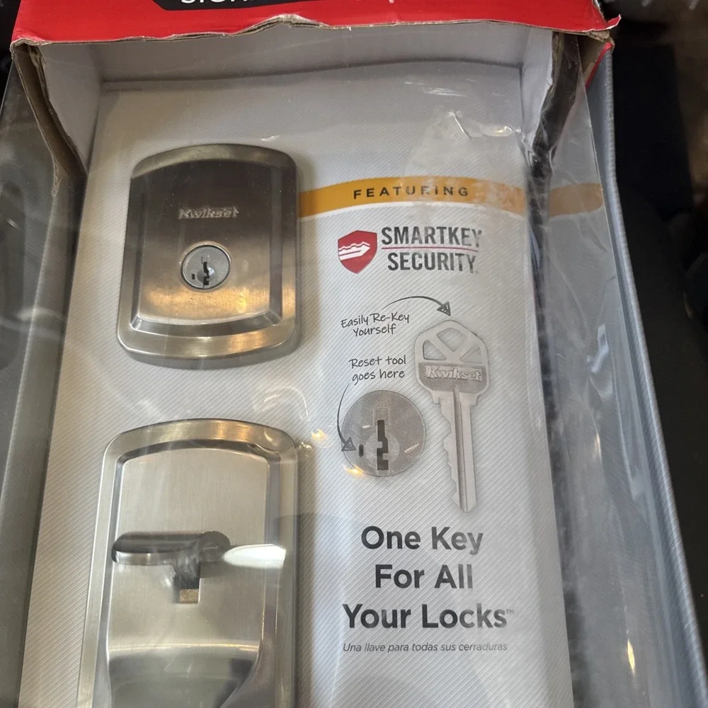 Kwikset‎ Prague Satin Nickel Entry Door Handleset Round Pismo Knob 98180-025